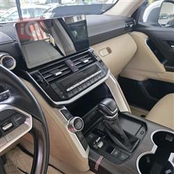 تۆیۆتا لاند کروزەر